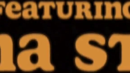 Латинка не скрывает своего удовольствия от ебли в позе раком