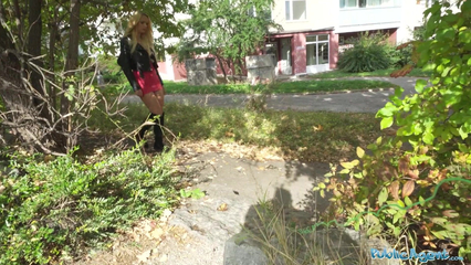 Не знаю, кто ты, но за такие деньги я помогу тебе кончить