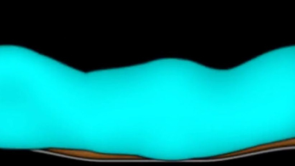 Отчим трахнул молодую падчерицу, когда увидел ее голой