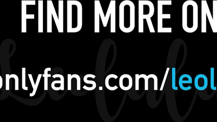 Увидела Эльфивую башню, когда трахались на крыше дома в Париже