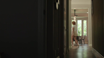 Пухлая сводная сестра с большими сиськами трахается в волосатую киску с братом