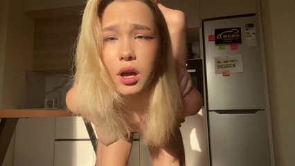 Художник трахнул свою музу ради вдохновения