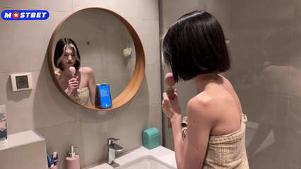 Пришлось трахнуть приемную сестру, потому что у неё сломался вибратор