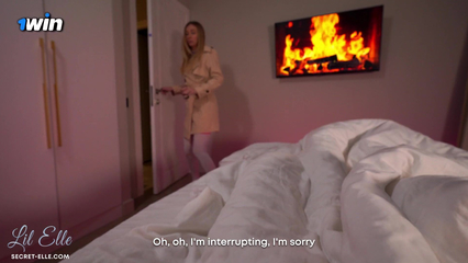 Приемная сестра пришла к брату, чтобы попрыгать на его члене