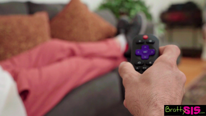 ЖМЖ секс со сводными сестрами Emily Willis и Sky Pierce на день Благодарения